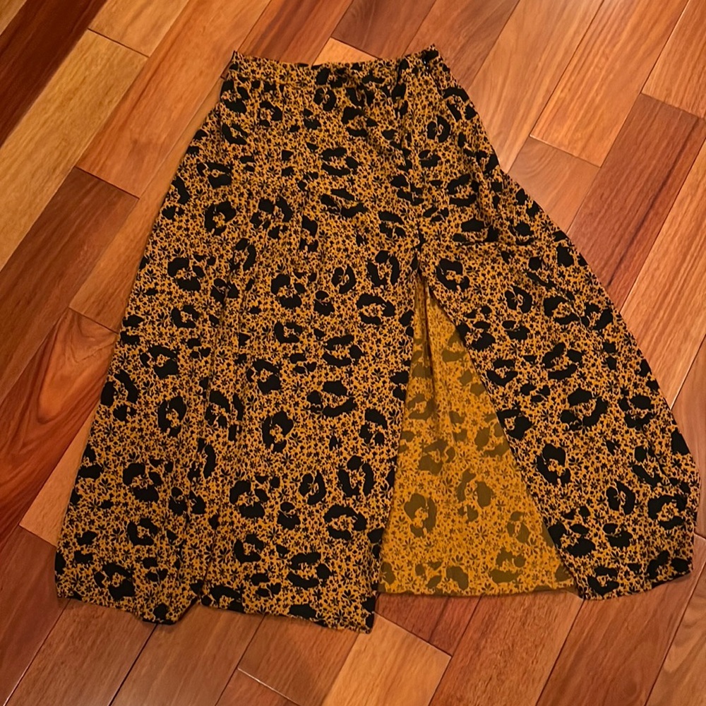 New Zara Skirt
